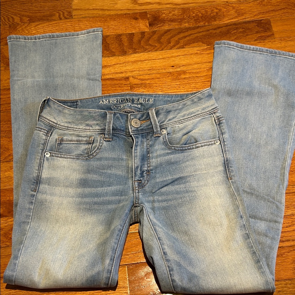 American Eagle Outfitters Women's Faded Blue Kick Boot Jeans